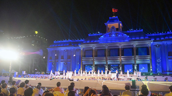 Hung Thinh Corp tiếp tục đồng hành cùng Festival Biển Nha Trang – Khánh Hòa 2015