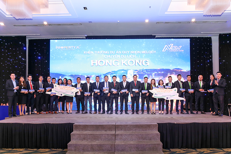 PropertyX trao tặng gần 500 chuyến du lịch Hồng Kông cho CBNV tại Lễ tổng kết hoạt động kinh doanh quý II/2019