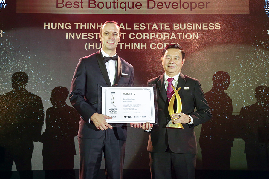 Hung Thinh Corp đón nhận giải thưởng danh giá Vietnam Property Awards 2017 ở hạng mục Best Boutique Developer
