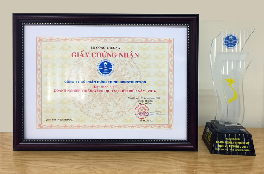 Hung Thinh Construction vinh dự đón nhận giải thưởng Thương mại Dịch vụ tiêu biểu 2016