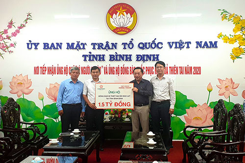 Tập đoàn Hưng Thịnh ủng hộ 1,5 tỷ đồng hỗ trợ đồng bào bị thiệt hại do bão số 9 tại tỉnh Bình Định