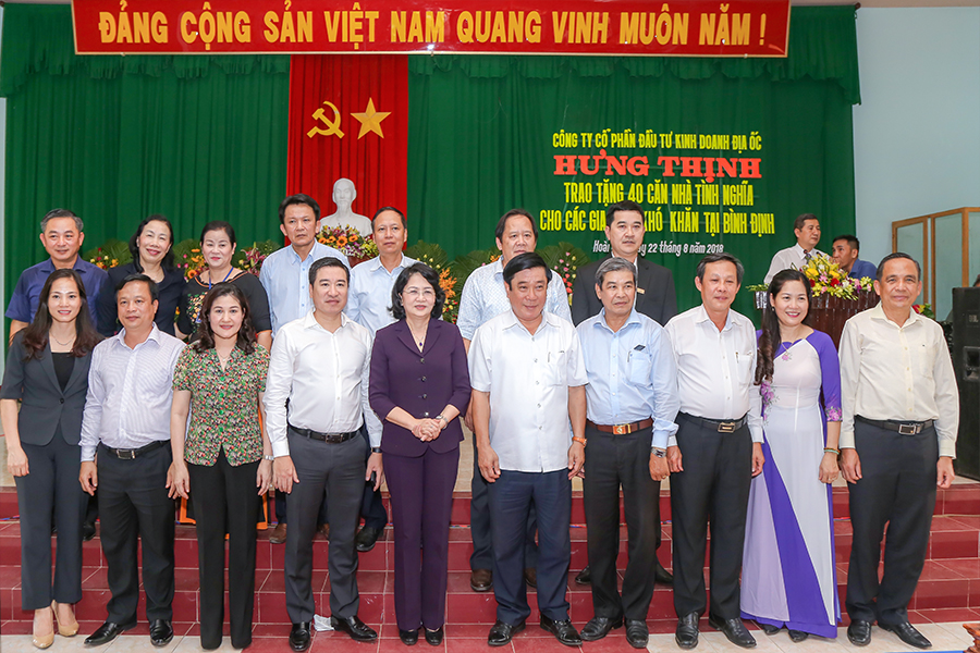 Phó Chủ tịch Nước dự lễ trao tặng nhà tình nghĩa tại Bình Định do Hung Thinh Corp tài trợ