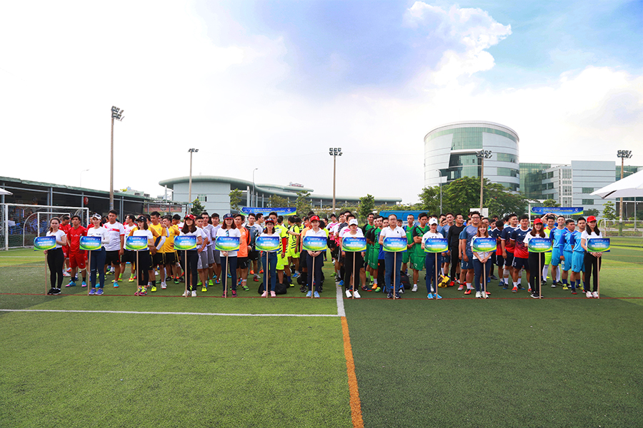 Tưng bừng khởi tranh Giải bóng đá truyền thống Cúp Hung Thinh Land mở rộng lần V – 2017