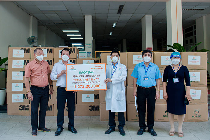 Tập đoàn Hưng Thịnh hỗ trợ trang thiết bị y tế với kinh phí gần 2 tỷ đồng cho Bệnh viện Nhân Dân 115 và Gia Định