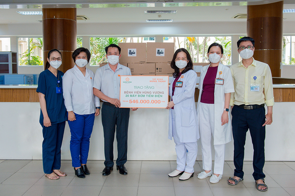 Tập Đoàn Hưng Thịnh hỗ trợ Bệnh viện Hùng Vương chống dịch Covid-19