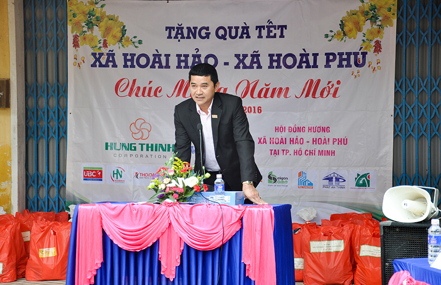 Ông Trương Văn Việt – Đại diện Công ty Hung Thinh Corp có đôi lời chia sẻ cùng bà con 