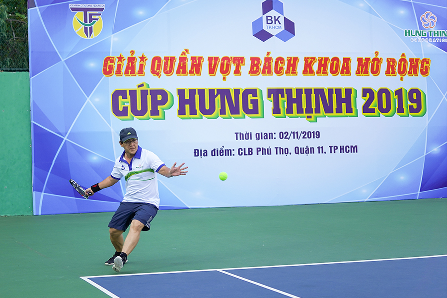 https://hungthinhcorp.com.vn/media/ftp/Bach-Khoa-mo-rong-Cup-Hung-Hhinh-2019-17.jpg