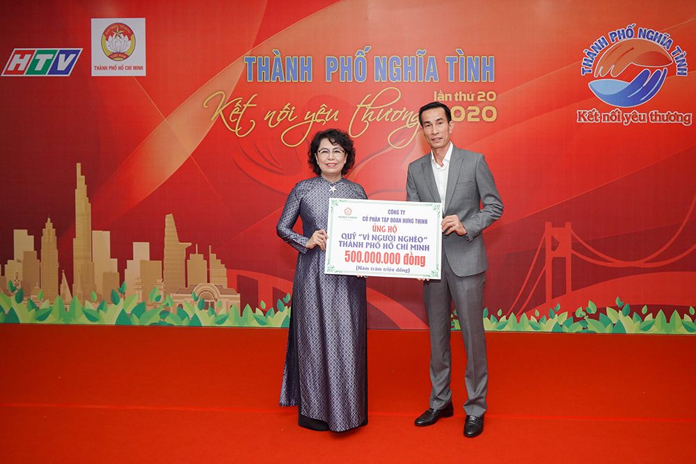 Tập đoàn Hưng Thịnh trao tặng 500 triệu đồng cho quỹ “vì người nghèo” Tp.HCM năm 2020