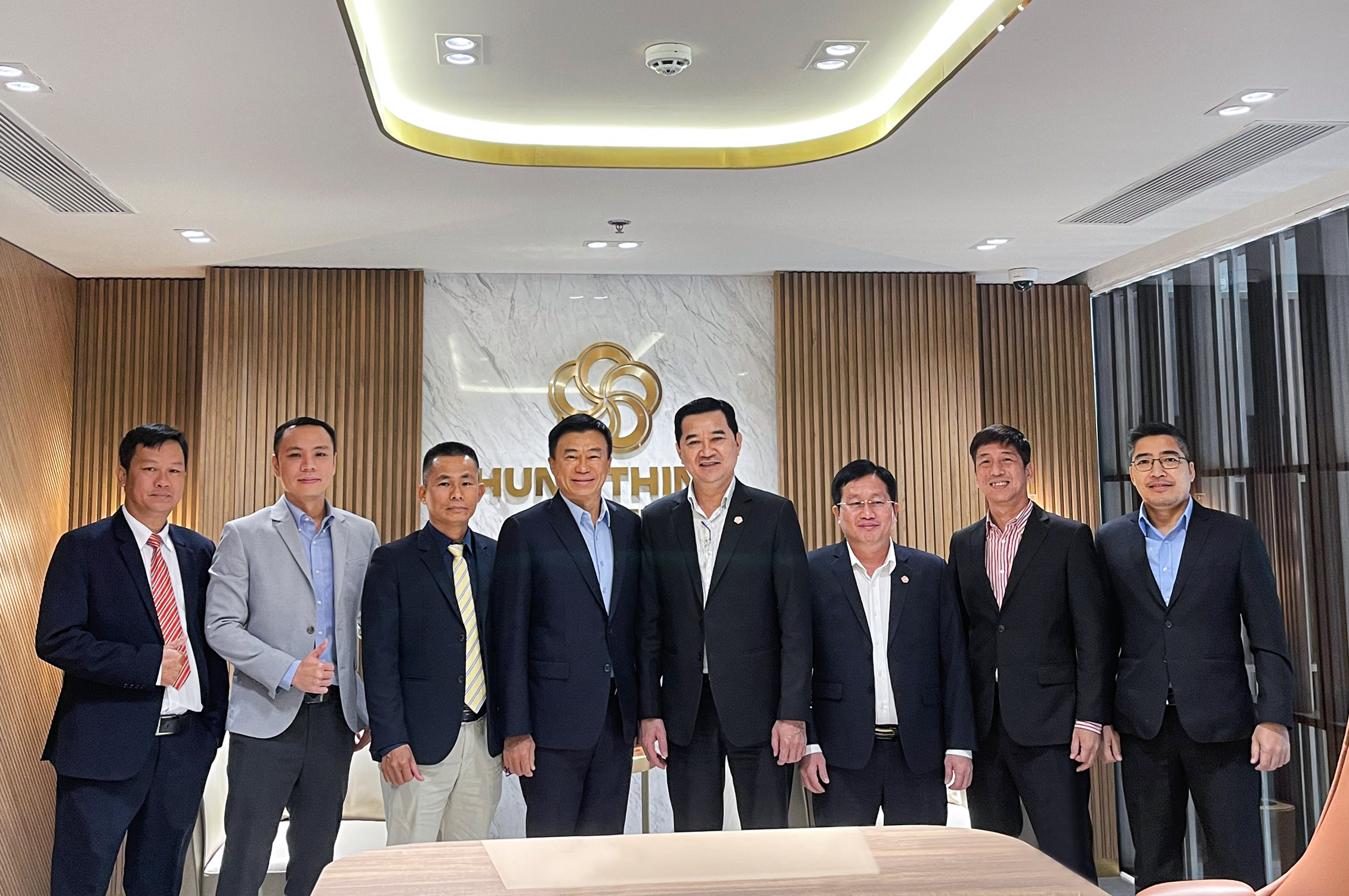 KONE - A LEADING CORPORATION IN ELEVATOR, ESCALATOR VISITS AND WORKS WITH HUNG THINH CORPORATION 